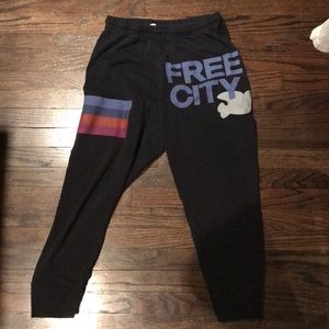 free city sweats!